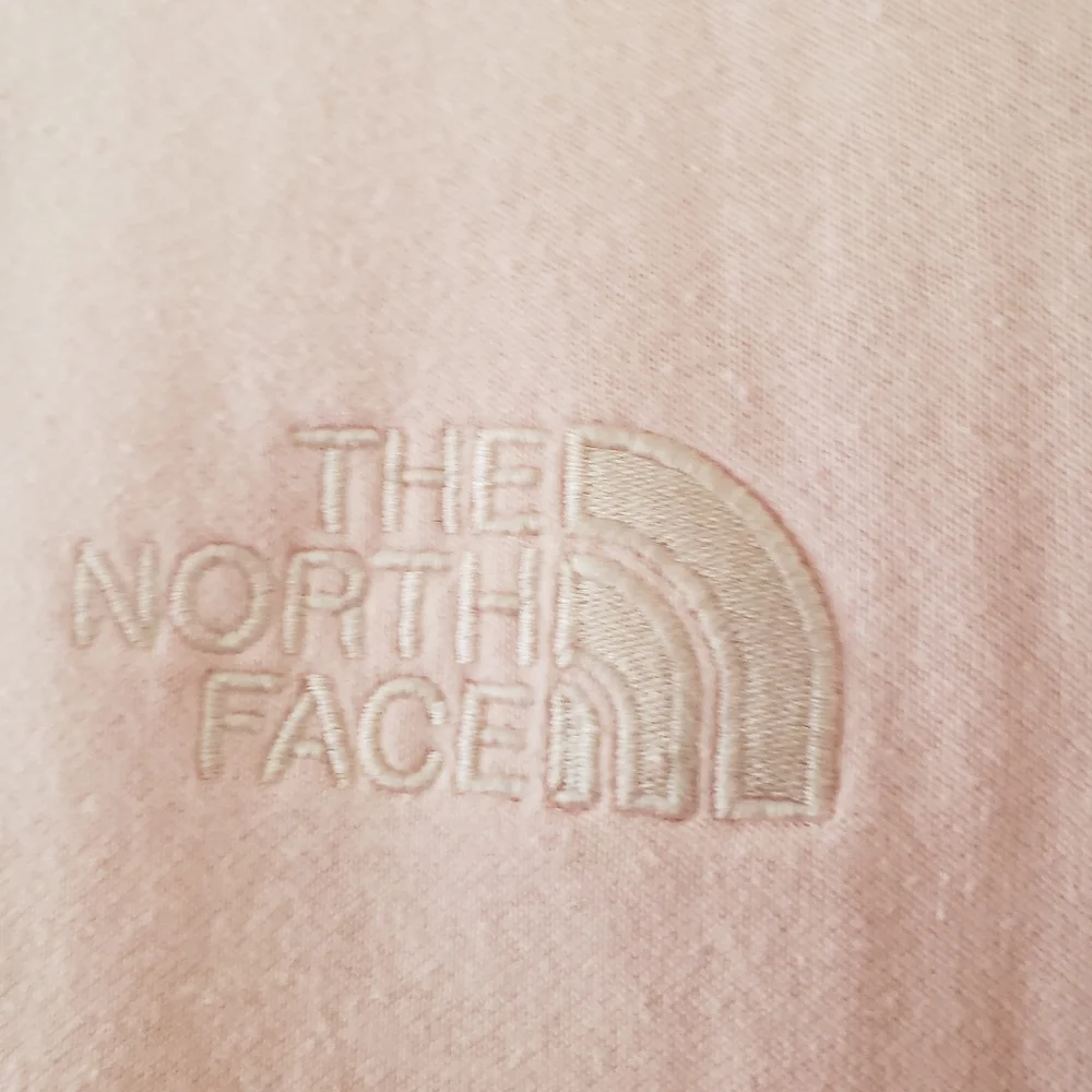 The North Face Pullover Crew Neck Sweater - Pink XL ( EUC) - Picture 5 of 8